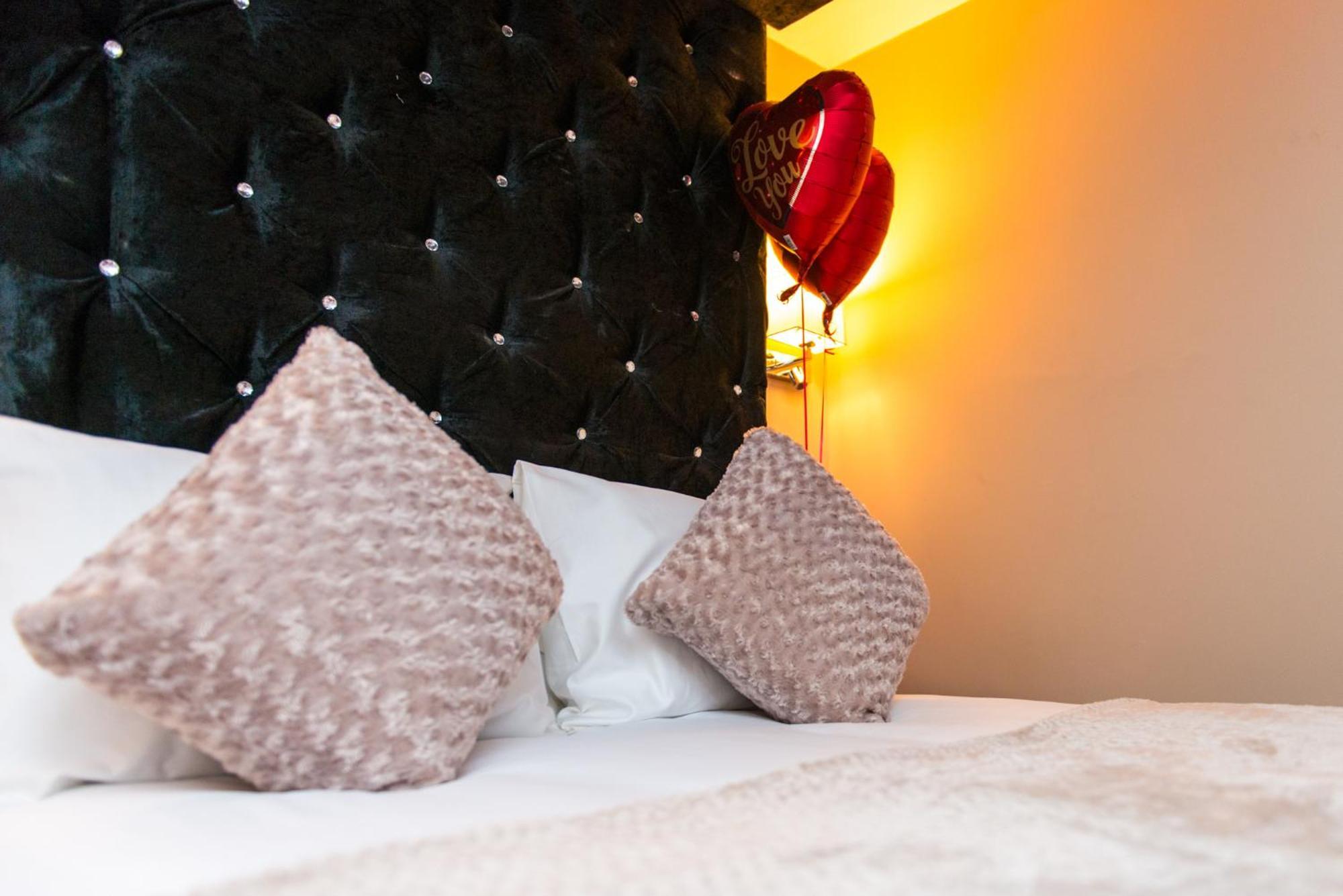 Aphrodite Suites هدرزفيلد الغرفة الصورة